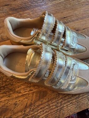 Steve Madden Metallic Gold Triple-Strap Sneakers